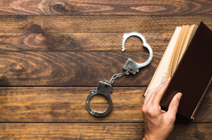 Understanding the Differences Between Federal and State Criminal Charges