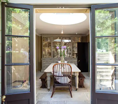From First Consultation to Final Finish: How a London Design and Build Company Works